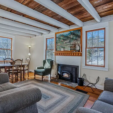 Historic Charm Located On The River - Rustic Chic